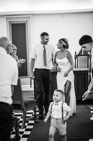 amelia-luke-mono-230