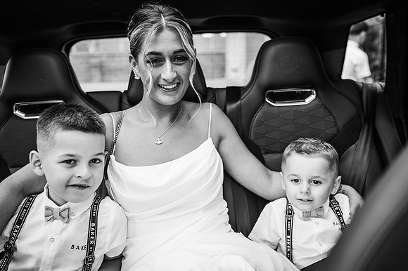 amelia-luke-mono-38
