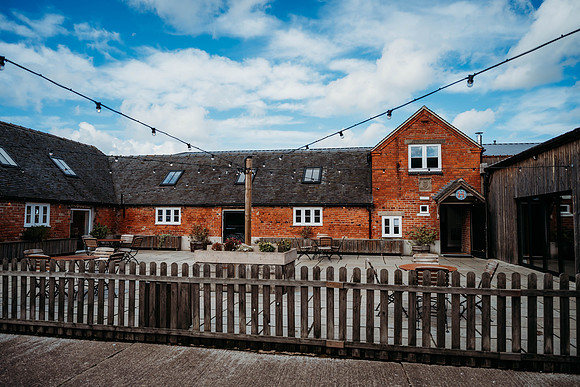 lewis-jessica-hanbury-56