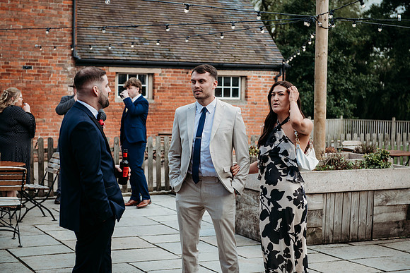 lewis-jessica-hanbury-petes-120