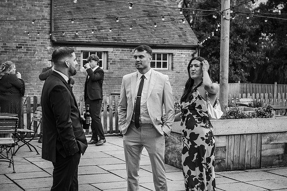 lewis-jessica-hanbury-petes-mono-120
