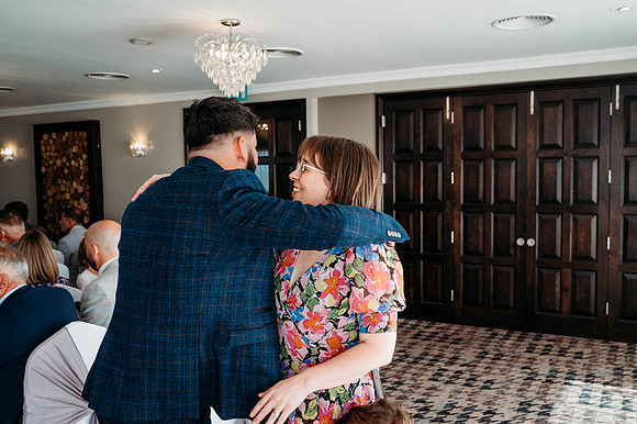 kirsty-roberto-330