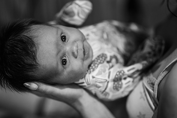 kirsty-roberto-mono-5