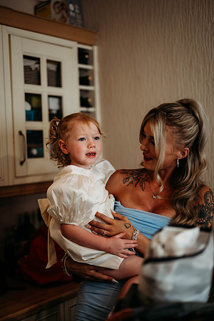 holly-ellis-110