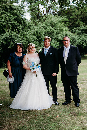 holly-ellis-377
