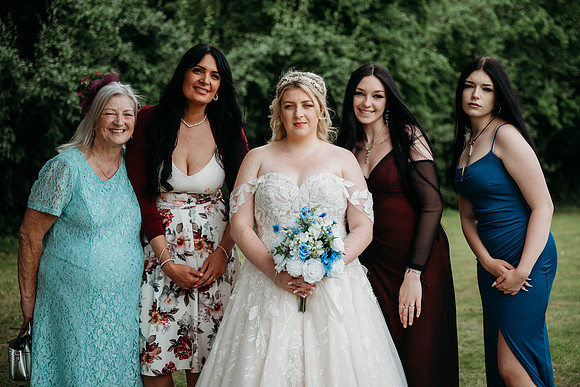 holly-ellis-398