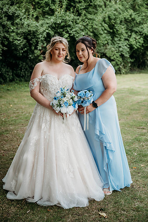 holly-ellis-449