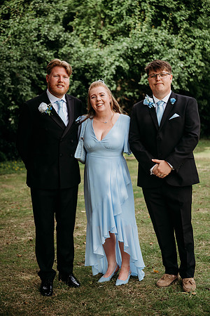 holly-ellis-462