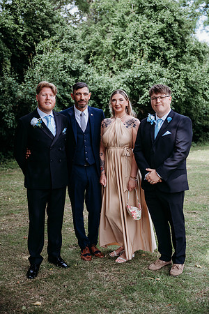 holly-ellis-465