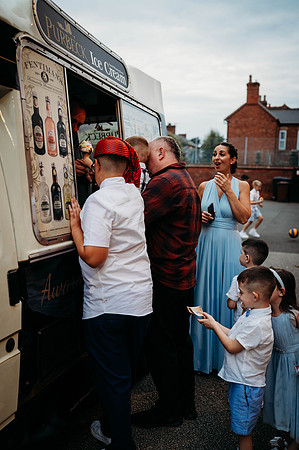 amelia-luke-504
