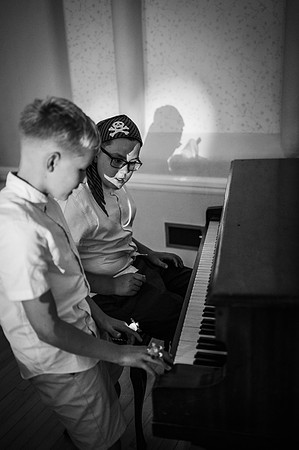 amelia-luke-mono-439