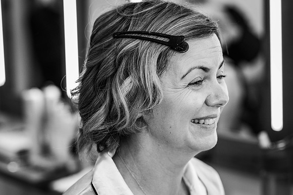 sarah-james-mono-143