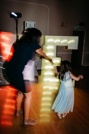 amelia-luke-588