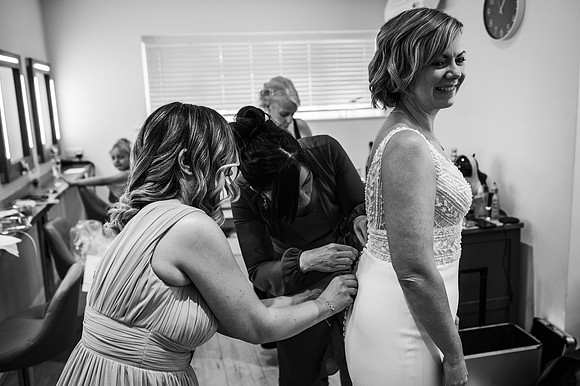 sarah-james-mono-246
