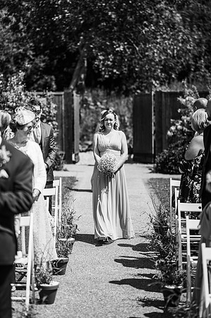 sarah-james-mono-344