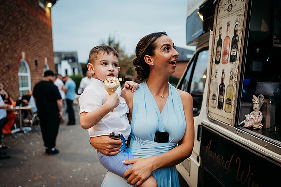 amelia-luke-525