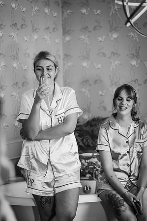 helena-alex-farmhouse-mono-7
