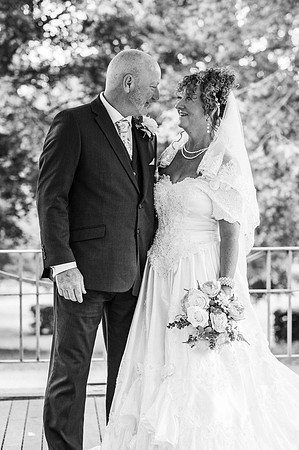 sarah-stuart-mono-150