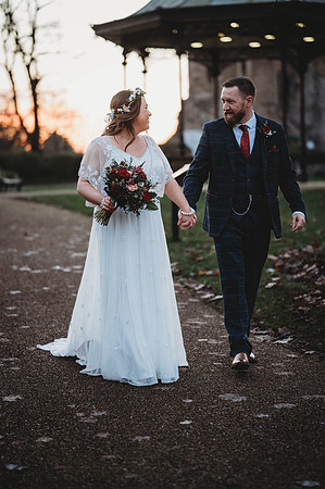 sally-jonathon-565