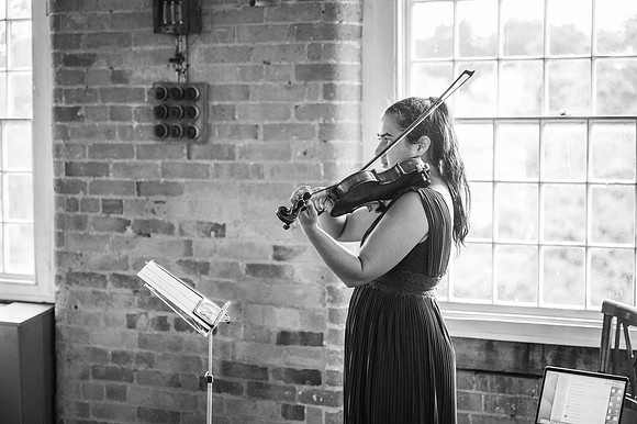 yasmine-scott-mono-512