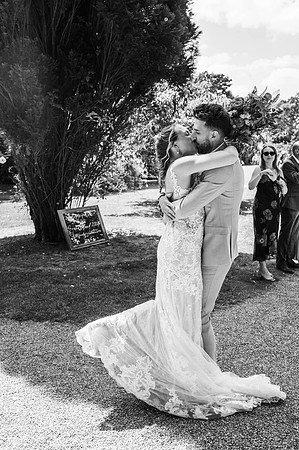valentina-alessandro-mono-512