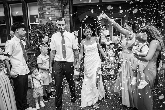 amelia-luke-mono-260