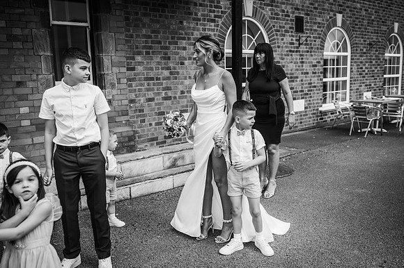 amelia-luke-mono-44