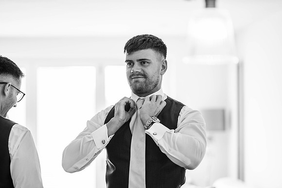 tom-kirsty-mono-180