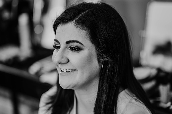 cam-sofia-kelham-mono-160